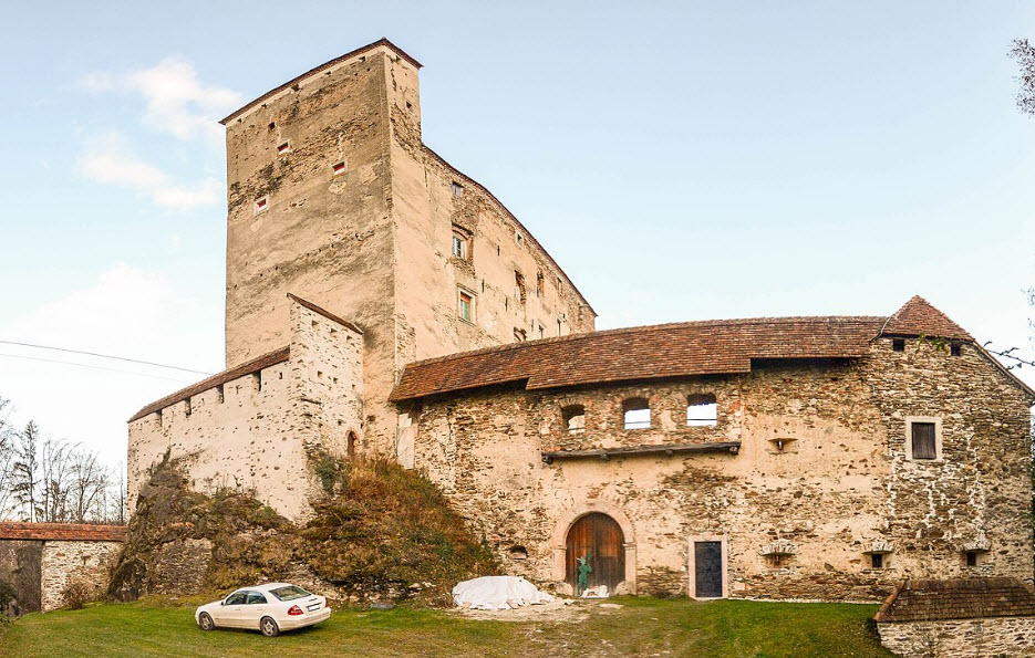 Burg Neuhaus bei Stubenberg, Austria, Austria